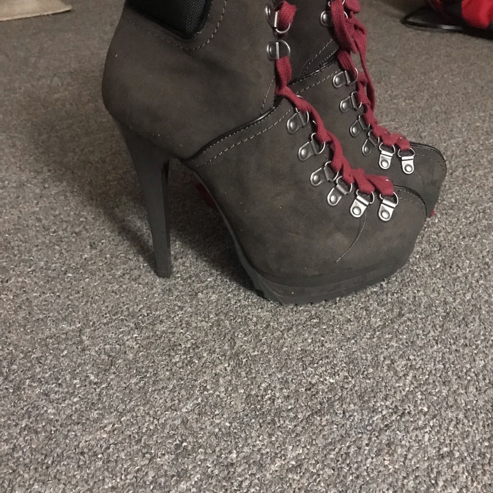 Xhileration size 8